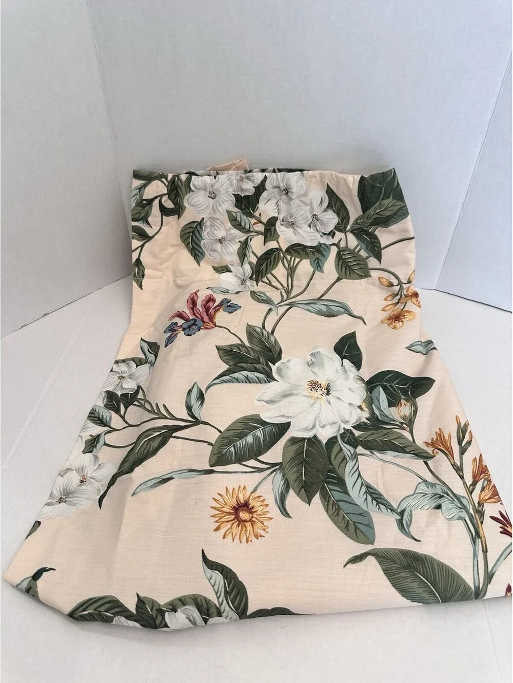 2pcs Waverly Williamsburg Garden Magnolia Lined Curtain Panels 80x84”